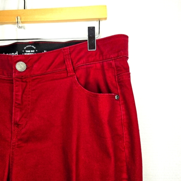 Westbound Woman dark red jeans. 14W - Picture 6 of 11